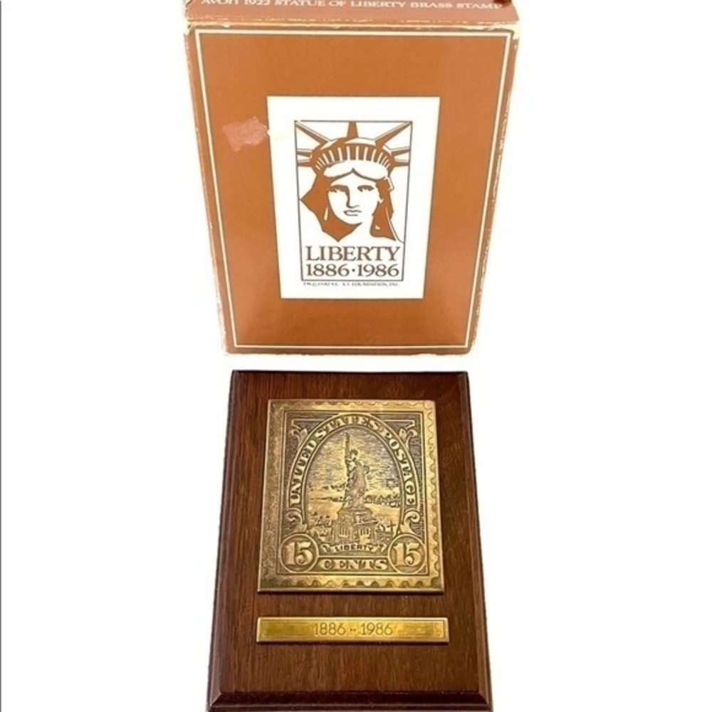 Vintage AVON Liberty 1886-1986 Centennial Wood Plaque Brass Stamp Commemorative
